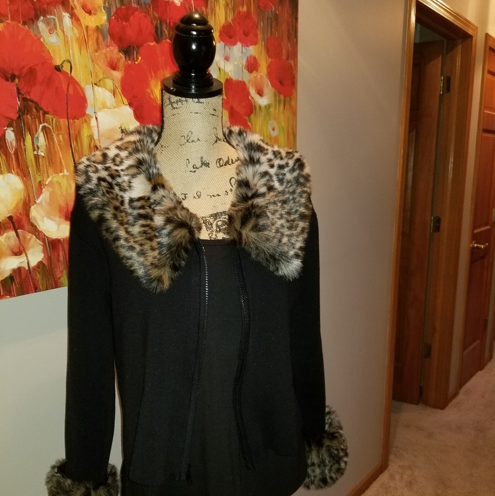 von Saken Vintage Black Leopard Sweater, Size L
